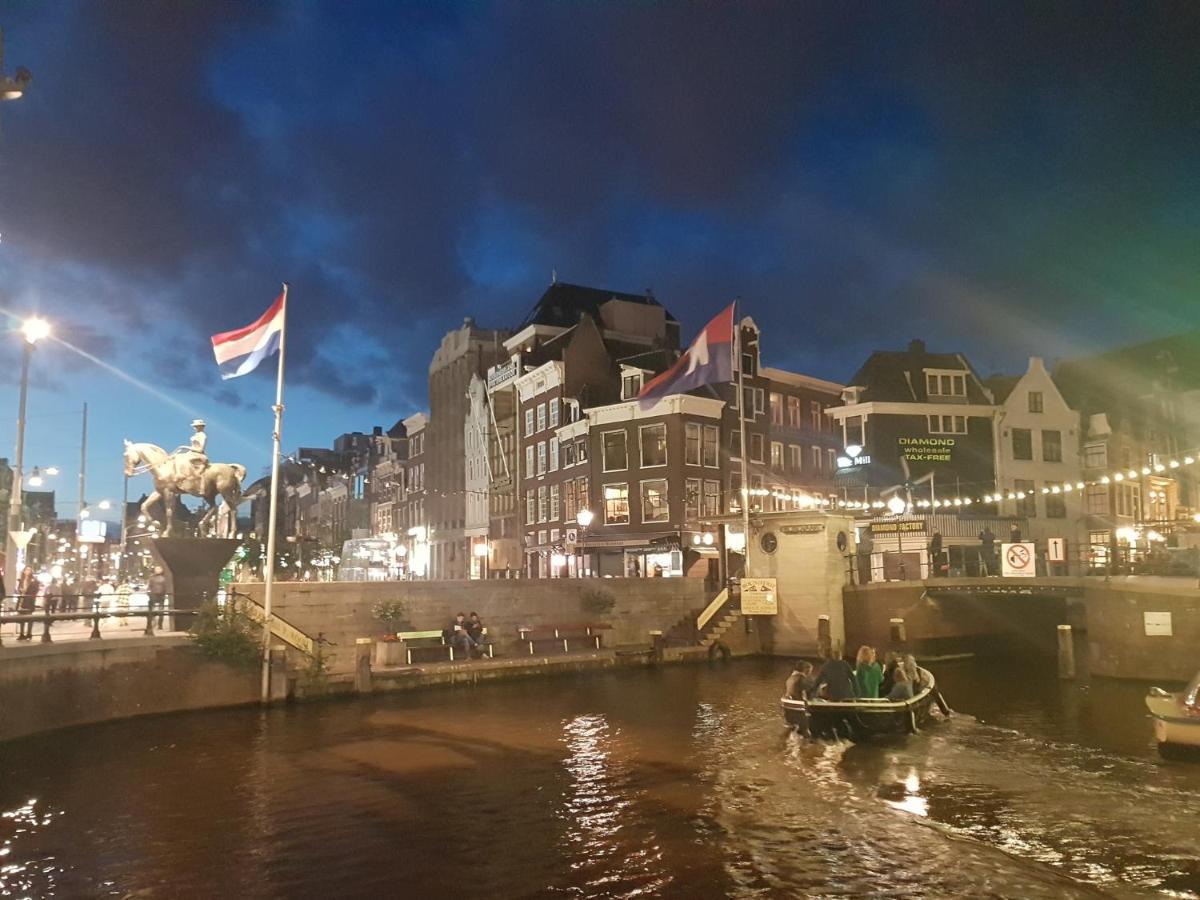 DiemerbrugWheelhouse Euphrate Houseboat住宿加早餐旅馆 外观 照片
