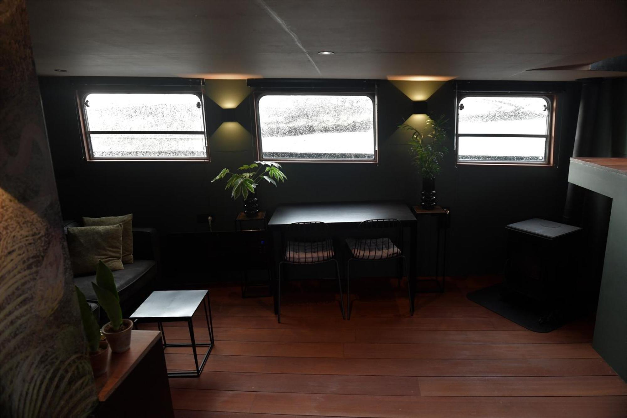DiemerbrugWheelhouse Euphrate Houseboat住宿加早餐旅馆 外观 照片