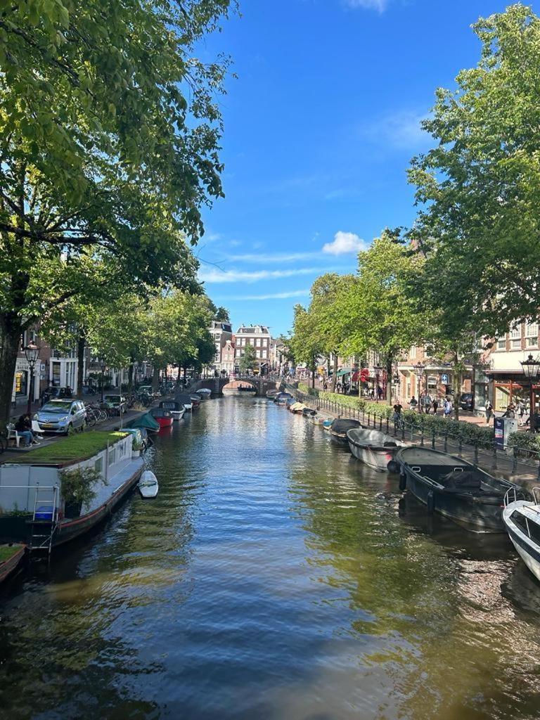DiemerbrugWheelhouse Euphrate Houseboat住宿加早餐旅馆 外观 照片